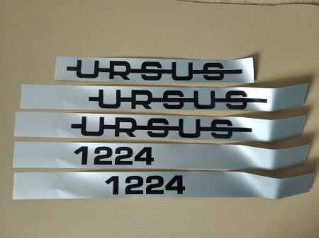Naklejki na maskę Ursus 1224 komplet